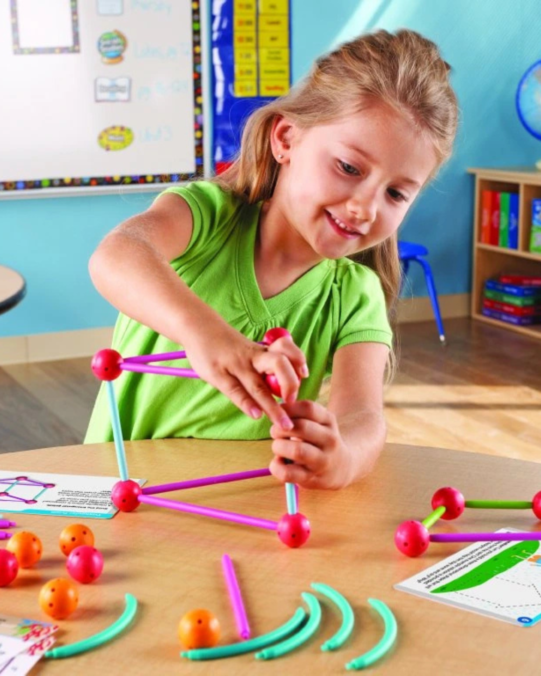 Learning Resources - STEM Explorers™ Tvůrci geodetických systémů (58 ks) 1